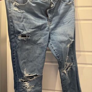American Eagle Outfitters Light Blue Distressed Boyfriend Jeans